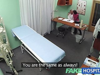 Doktor bumst seine neue Krankenschwester Mea Melone